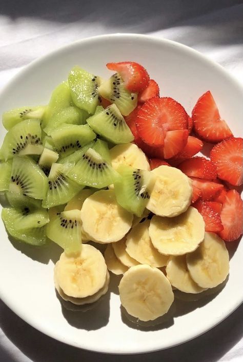 Summer Fruit Aesthetic, Fruit Aesthetic, Aesthetic Motivation, Healthy Food Dishes, Makanan Diet, Healthy Food Motivation, Healthy Lifestyle Food, Healthy Foodie, Food Is Fuel