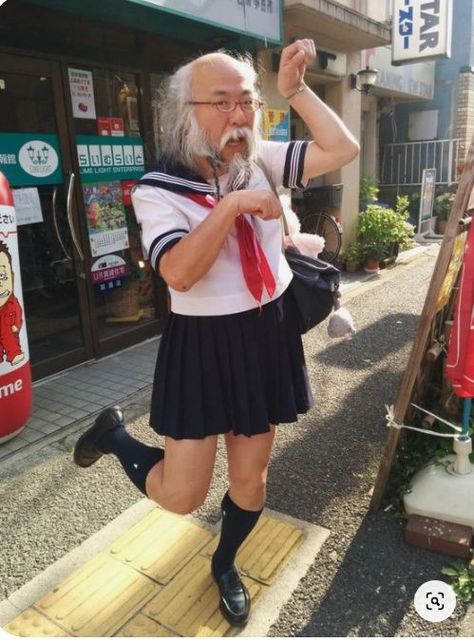 Cute Japanese Guys, Funny People Pictures, Japanese Funny, Funny Poses, Silly Photos, Tiny Bunny, Japanese School, Japan Girl, Japanese Men