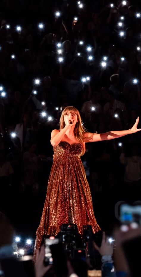 Evermore Dress, Photoshoot Music, Evermore Aesthetic, Evermore Taylor Swift, Evermore Era, Taylor Swift Evermore, Bronze Dress, Music Photographer, Taylor Swift Posters