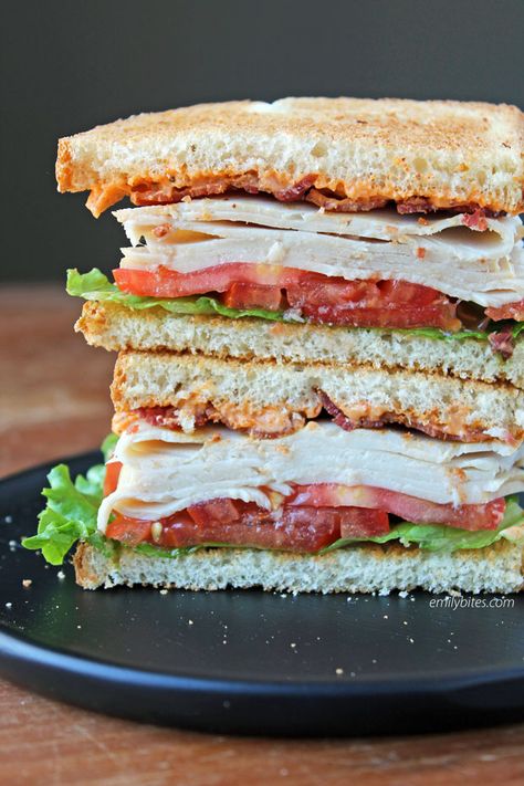 This Cajun Turkey Club Sandwich has turkey, bacon, spicy mayo on toasty bread for just 242 calories or 5 Green, 4 Blue or 4 Purple myWW SmartPoints! Turkey Club Sandwich, Emily Bites, Cajun Turkey, Grill Sandwich, Picnic Sandwiches, Turkey Club, Turkey Sandwich, Cold Sandwiches, Gourmet Sandwiches