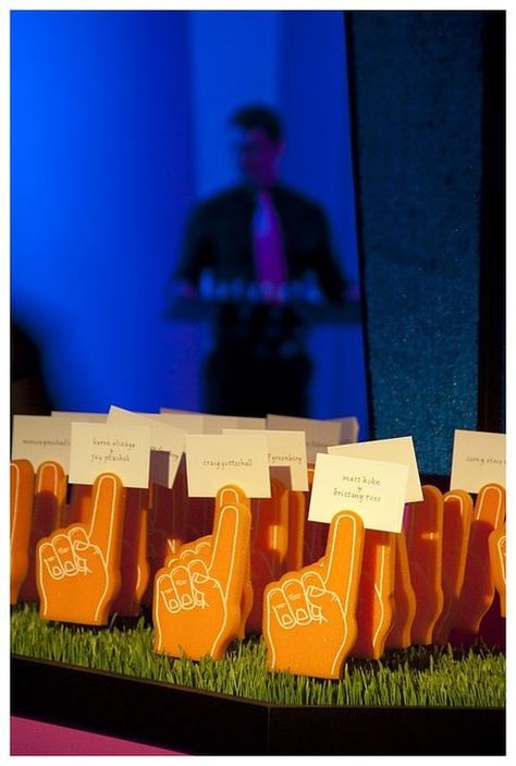 Mini foam fingers to hold place cards for a bar mitzvah #barmitzvah #party #religious Bar Mitzvah Ideas, Football Bar Mitzvah, Basketball Bar Mitzvah, Sports Centerpieces, Bar Mitzvah Themes, David Stark, Sports Themed Wedding, Mitzvah Themes, Sports Banquet