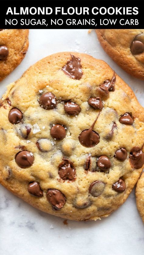 Almond Flour Chocolate Chip Cookies, Dolce Poche Calorie, Glutenfri Baking, 1000 Calorie, American Cookies, The Best Chocolate Chip Cookies, Best Chocolate Chip Cookies, Almond Flour Cookies, Sugar Free Recipes Desserts