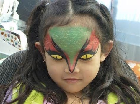 Serpent Costume, Dragon Face Painting, Dragon Makeup, Snake Costume, Painting Dragon, Dragon Snake, Dragon Face, Face Painting Easy, Kids Face Paint