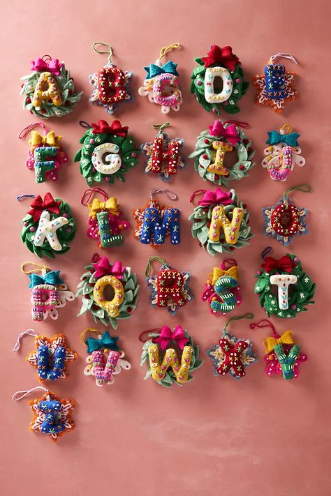 Anthropologie Ornaments, Anthropologie Christmas, Anthropologie Holiday, Holiday Snowflakes, Navidad Diy, Felt Christmas, Felt Ornaments, Deck The Halls, Holiday Tree