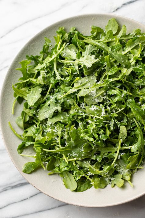 Arugula Parmesan Salad, Easy Arugula Salad, Arugula Salad Dressing, Salt Lavender, Parmesan Salad, Arugula Recipes, Arugula Salad Recipes, Simple Vinaigrette, Salad Dressing Recipes Homemade