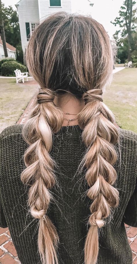 50+ Braided Hairstyles To Try Right Now : Summer Pull Through Braids Horse Riding Hairstyles, Riding Hairstyles, Braided Hairstyles For Summer, Hairstyles No Heat, Pull Through Braids, Tan Skin Blonde Hair, Braids Summer, Boho Bridal Hair, Lace Fronts