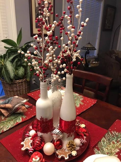 Wine Bottle Centerpieces For Christmas, Wine Bottle Christmas Centerpieces, Wine Bottles In The Garden, Wine Bottles With Lights, Bottles In The Garden, Decorate Wine Bottles, Craft Ideas For School, Waste Craft Ideas, Craft Ideas Easy