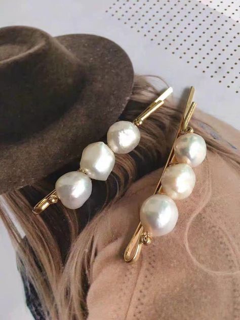 Pearl Hair Clip Hairstyles, Pearl Hair Clip Wedding, Parisian Hair, Pearl Bobby Pins, Kate Wilson, Trendy Hair Accessories, Pearl Hair Pin, Pearl Hair Accessories, Half And Half Hair