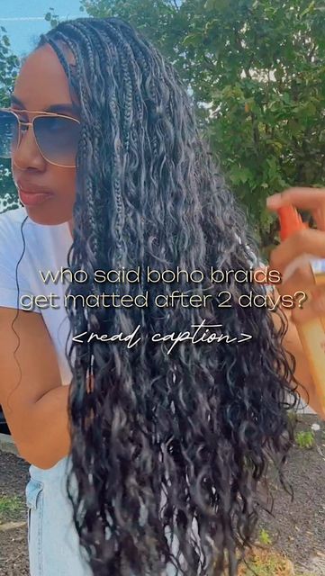 T A R A J E E I S H A N • Knotless Specialist on Instagram: "So I tried a NEW hair andddd I LOVE it😆I’m here to prove to y’all that while yes, boho braids require some maintenance, they don’t get matted and tangled after 2 days😌 but that requires a few things👇🏽 •good hair! If you wanna know what mine is comment ‘hair details’ in the comments😁 •daily finger combing •wearing a scarf every night •leave in-conditioning spray I plan on leaving mine in for 9 weeks and I’ll be putting a boho maintenance video on my YouTube so you can see exactly what I do and I’ll hopefully answer all your questions😅 🔗YouTube link in bio💥Like, share, comment and follow @tarajeestyles for more tips and cute styles 😉 • • • • •I do not own the rights to this music #masterbraider #knotlessbraids #bohob Braid With Scarf, Boho Bra, Hair Details, Braided Scarf, Cute Styles, Stylish Scarves, Boho Braids, Youtube Link, How To Wear Scarves