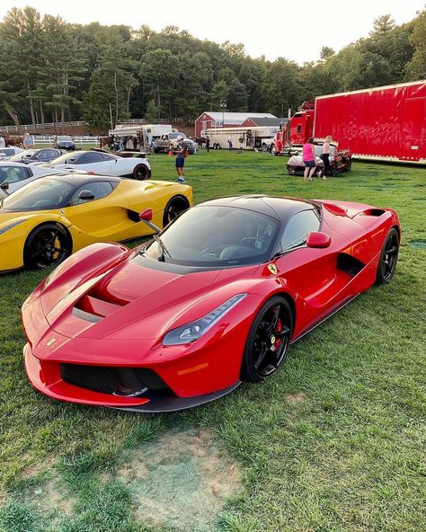 Red Force, Car Shopping, Ferrari Laferrari, Best Luxury Cars, My Dream Car, Car Shop, Sports Cars Luxury, Round Up, Dream Car