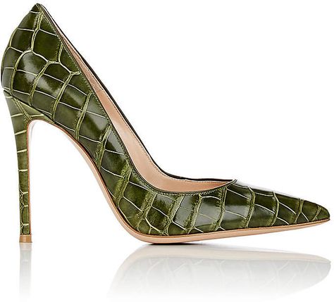 Gianvito Rossi Women's Green Alligator Pumps #highheels #aff Heels Green, Green High Heels, Clear High Heels, Green Pumps, Leather Sole Shoes, Rossi Shoes, Green Dresses, Slip On Pumps, Pumps Heels Stilettos