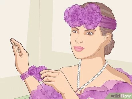 How to Make a Loofah Costume (with Pictures) - wikiHow Halloween Pillars, Loofah Costume, Mad Scientist Costume, Cupcake Costume, Jack Skellington Costume, Lego Costume, Halloween Infantil, Shower Puff, Flower Costume