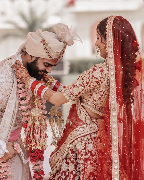 Popular influencer, Neetu Bisht finally tied the knot with the love of her life, Lakhan Arjan Rawat, on February 28, 2023. The couple, who dated each other for some time, never failed to win our hearts with their Instagram Reels and cutesy short videos. Neetu and Lakhan's fans were manifesting their wedding for a long time, and now, they are on cloud nine as their favourite couple got hitched.    Neetu Bisht and Lakhan Arjan Rawat got married    While pictures from Neetu and Lakh Married Couples Photos, Married Couple Photos Wedding, Neetu Bisht Wedding Lehenga, Lakhneet Wedding, Neetu Bisht Wedding, Neetu Bisht Instagram, Married Couple Pics, Married Video, Net Dupatta Designs