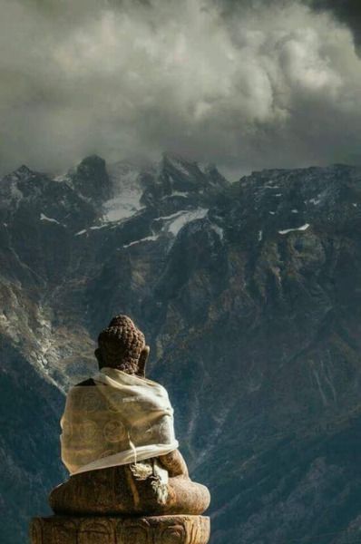 wabisabimind: “ Kalpa…Himachal Pradesh….India. ” Monte Everest, Mountain Love, India Travel Guide, Little Buddha, Buddha Art, Dream Girl, Bhutan, Incredible India, India Travel