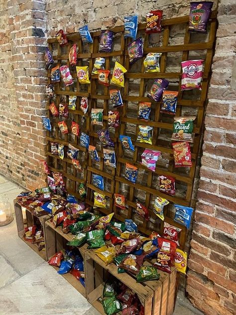 Wedding Snack Wall, Crisp Wall Wedding, Crisp Wall, Snack Wall, Wedding Snack Bar, Wedding Cocktail Hour Food, Salty Bar, Wedding Candy Table, Cocktail Hour Food