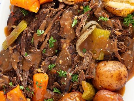 Yankee Pot Roast: A Classic American Comfort Food - NewsBreak Yankee Pot Roast Crock Pot, Yankee Pot Roast, Easy Mexican Cornbread, Mexican Cornbread Casserole Recipe, Salsa Verde Chicken Recipe, Creamy Corn Casserole, Comfort Food Meals, American Comfort Food, Crusted Chicken Recipes