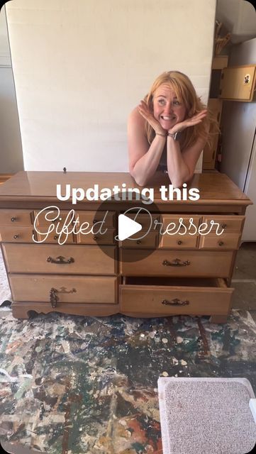 Piper + Julia 🌿 DIY + Furniture Flip Tips on Instagram: "DETAILS ⤵️⤵️

👉Follow + comment “FLIP” for links to products used! 

✨We were gifted this very common dresser that can be found in countless thrift stores and estate sales. We wanted to show how you can update a piece with some fun color (PERFECT for Fall 🍂🍁)! 

✨We also used a jig saw to carefully cut the base to a more modern shape and smoothed it out with a 180 grit before finishing the gel stain.

🍁Color: Mojave Brown ONE (all-in-one!) @melangepaints 
🍁Gel Stain: White Oak Barrel by @lillymoonpaintofficial (Fern10 for 10% off)

Our sander is a @uneedainc EkaPro 3X4, use FIG20 for 20% off! It attaches to our HEPA @dustlesstechnologies shop vac for a very efficient indoor sanding option." Stain White Oak, Short Dresser, Diy Furniture Flip, Oak Dresser, Furniture Update, Furniture Flip, Jig Saw, Shop Vac, Dresser Makeover