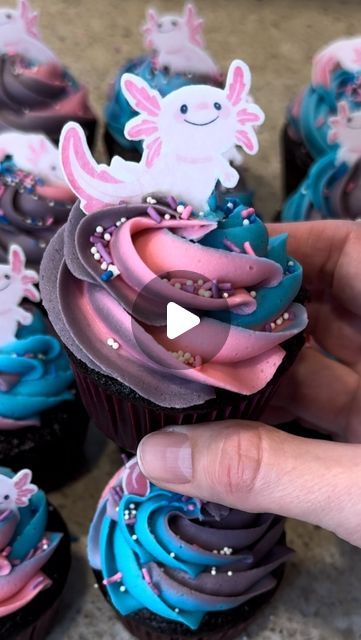 Axolotl Cupcakes, Strawberry Reduction, Buttercream Cupcakes, Strawberry Buttercream, Cupcakes Decoration, Easy Steps, Easy Step, Butter Cream, Cupcake Cakes