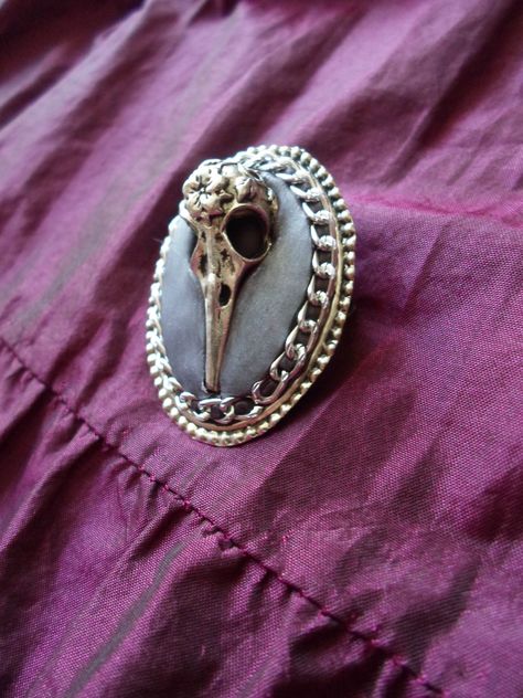 gothic brooch Gothic Brooch, Waiting Rooms, Gothic Jewelry, Black Pearl, Room Inspo, Brooches, Polymer Clay, Gemstone Rings, Quick Saves