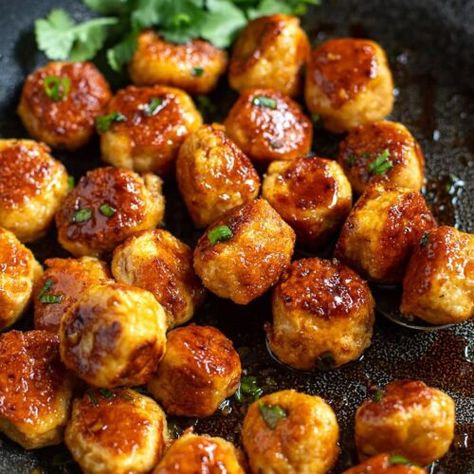 Chicken Meatballs With Honey Garlic Soy Sauce - Cooked & Loved Honey Garlic Soy Sauce, Easy Chicken Meatballs, Ground Chicken Meatballs, Honey Garlic Meatballs, Easy Sesame Chicken, Honey Soy Chicken, Chicken Meatball Recipes, Chicken Balls, Soy Chicken