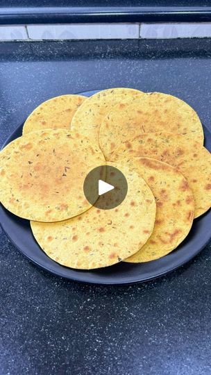 373K views · 9.1K reactions | Aise banaoge khakra toh ekdum crispy banega (maida free recipe) | Methi Khakhra recipe by Chef tanvi 

Ingredients:
2 cups atta 
3 tbsp besan
1/4 Tsp haldi pwd 
1 tsp red chilli pwd 
1 tsp chaat masala
1 tsp jeera 
1 tbsp kasuri methi 
2-3 tbsp cooking oil
100 ML water 

Tip : To achieve the perfect crispy khakra, it's essential to cook them on a low flame. This allows the heat to distribute evenly and helps to cook the khakra slowly, which results in a crispy khakra . Cooking on high heat can cause the khakra to burn or cook too quickly, leading to an unpleasant texture. By cooking on low flame, you'll get a perfectly cooked khakra that's crunchy  with a delicate flavor that's sure to please . 

#khakra #khakrarecipe #snacks #snacktime #snackideas
#recipes #r Khakhra Recipe, Kasuri Methi, Gujarati Food, Gujarati Recipes, Chaat Masala, Indian Snack Recipes, Red Chilli, Cooking Oil, Snack Time