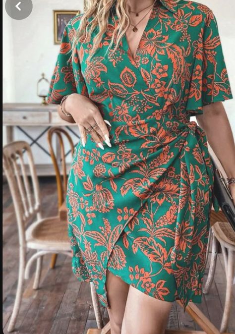 Classy Dress For Plus Size Women, Wrap Outfits For Women, Classy Boho Outfits, A Line Floral Dress, Ankara Wrap Dress, Wrap Dresses For Women, A Line Short Dress, Short Floral Dresses, Materials Gown Style