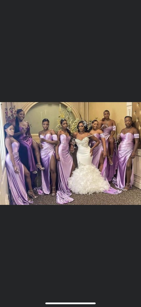 Yoruba Wedding Dress, Silk Bridesmaid Dresses, Yoruba Wedding, Purple Wedding Theme, Lavender Silk, Black Bridesmaids, Purple Bridesmaids, Purple Bridesmaid Dresses, Dream Wedding Ideas Dresses