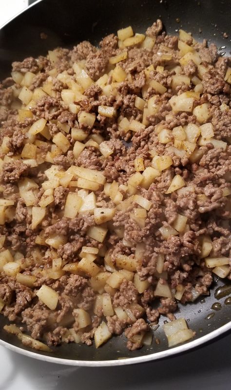 Picadillo ricoooo #picadillo #firsttime First Time, Meat, Fruit, Drinks, Collage, Pins, Quick Saves