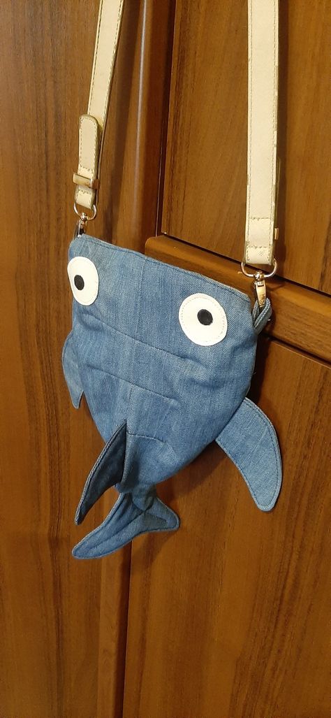 Whale Purse Pattern, Jean Shark Bag Pattern, Shark Purse Pattern, Shark Mouth Purse, Shark Purse, Shark Bag, Shark Backpack, Backpack Sewing, Animal Bag