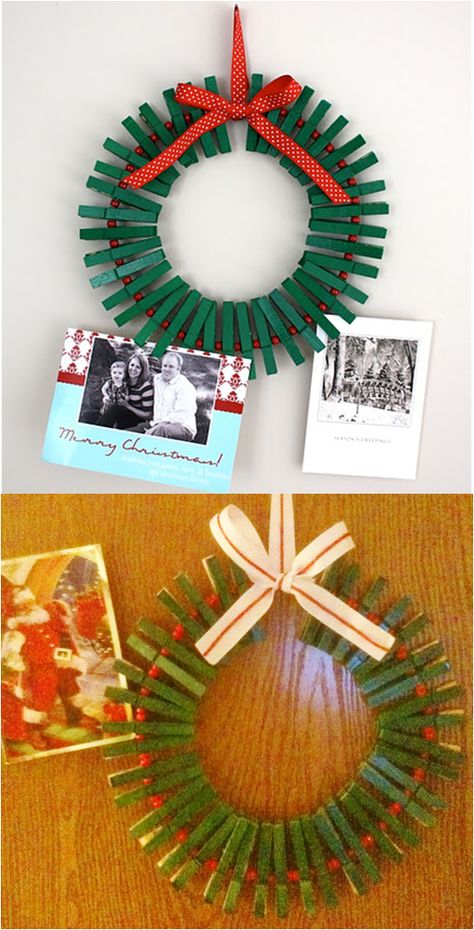 clothespin wreath Card Wreath, Diy Bucket, Mops Crafts, Christmas Card Display, Christmas Clothespins, Cheap Christmas Diy, Clothes Pin Wreath, Wreath Project, Holiday Crochet