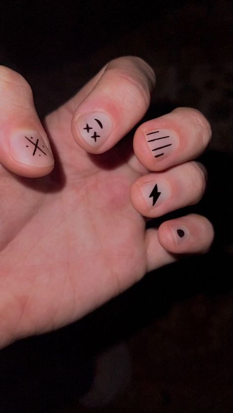 Black Nails Male Aesthetic, Male Nail Paint, Smiley Face Nails Men, Men Nail Paint, Nails For Man Hands, Masculine Manicure Ideas, Buff And Shine Nails For Men With Art, Simple Male Nail Designs, Nails Art For Men