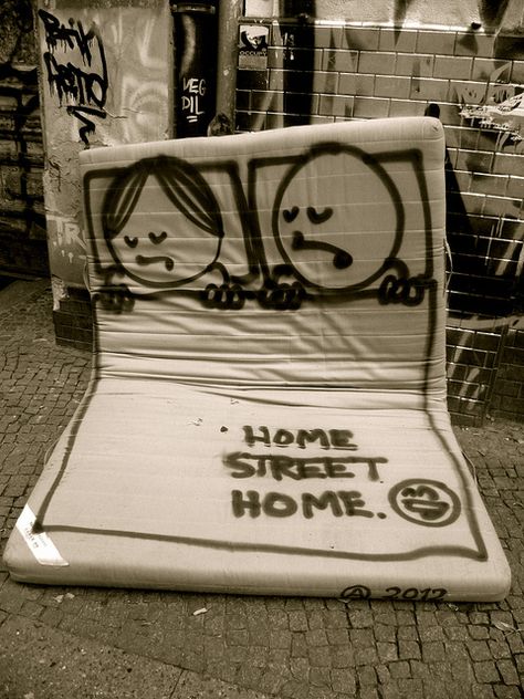 Street Art - Matress "Home street home" by Prost in Germany Homelessness Art, Street Art Banksy, Protest Art, Best Street Art, Urban Street Art, 3d Street Art, Street Art Graffiti, Creative Advertising, Outdoor Art