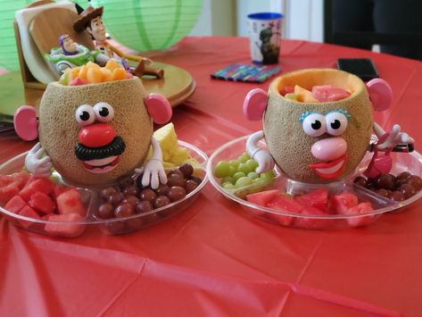 Toy Story Goodie Bags Diy, 2 Year Birthday Toy Story, Toy Story Veggie Tray, Toy Story Breakfast, Toy Story Fruit Tray, Diy Toy Story Birthday Party Ideas, Three Year Old Toy Story Birthday, Toy Story Baby Shower Food Ideas, Toy Story Birthday Party Treats