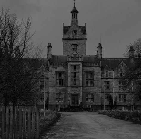 Creepy Orphanage Aesthetic, Haunted Boarding School, Spooky School Aesthetic, Ghost Investigators Aesthetic, Creepy School Aesthetic, Haunted School Aesthetic, Haunted University, Dark School Aesthetic, Creepy Building