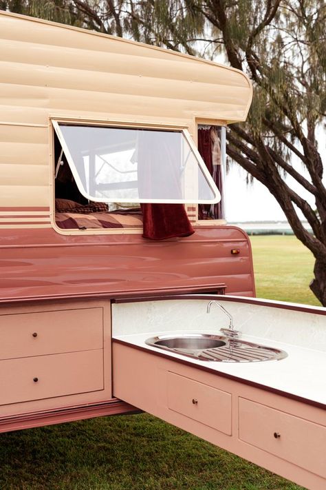 Viscount Caravan, Caravan Vintage, Caravan Makeover, Caravan Renovation, Retro Caravan, Caravan Interior, Vintage Caravan, Vintage Caravans, Rv Renovations