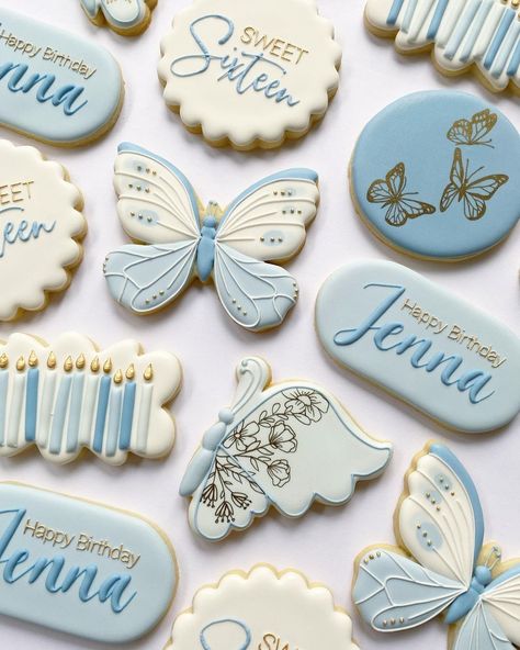 Blue Butterfly Cookies Decorated, Sweet 16 Butterfly Cookies, Blue Butterfly Cookies, Butterflies Cookies, Creative Pastries, Happy Birthday Jenna, Fondant Biscuits, Kids Cookies, Rainbow Themed Birthday Party