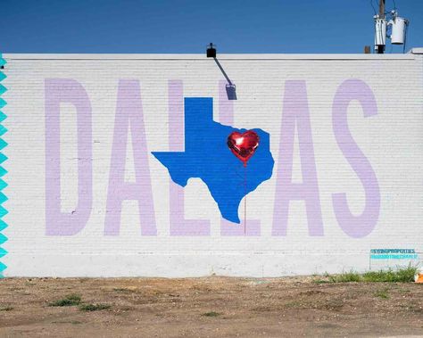 Dallas Murals: An Instagram Guide to the Best Dallas Wall Art - Roaming the USA Dallas Wall Art, Dallas Texas Aesthetic, Bishop Arts District Dallas, Texas Mural, Deep Ellum Murals, Backyard Mural, Dallas Murals, Wall Murals Painted Diy, Texas Aesthetic