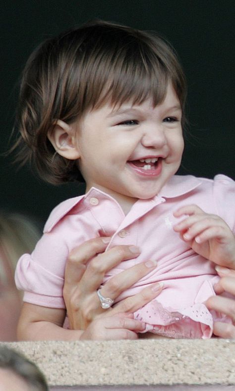 Baby Hair Cuts For Girl, Suri Cruise Haircut, Baby Girl Haircut, Hair Cut For Kids Girl Short, Baby Hair Styles Girl Short, Toddler Bob Haircut, Baby Cut Hairstyle, Toddler Bangs, Suri Cruise Baby