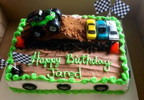 Monster Truck cake Monster Jam Cake, Monster Truck Cupcakes, Monster Truck Birthday Cake, Monster Jam Birthday Party, Monster Jam Birthday, Monster Jam Party, Jam Cake, Truck Birthday Cakes, Blaze Birthday