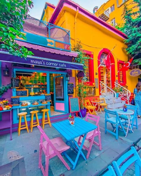 Home Decorating Styles, Fresh Bar, Colorful Cafe, Mexican Restaurant Decor, Colorful Restaurant, Wallpapers Home, Decor Ideas For Living Room, Outdoor Restaurant Design, Kids Cafe