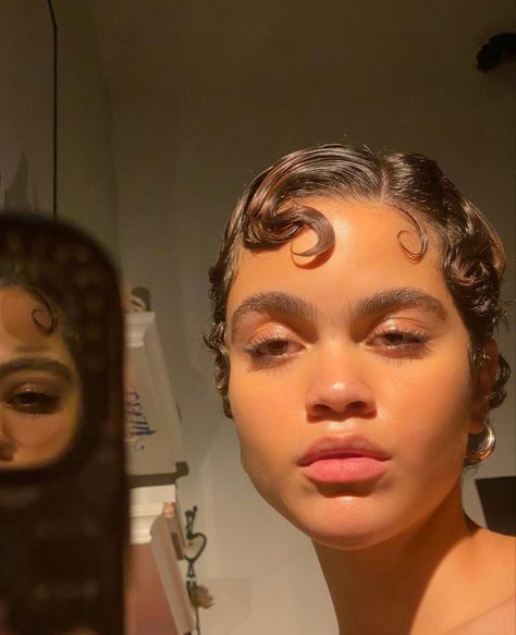 Cute Finger Waves Black Women, Finger Waves Aesthetic, Finger Waves Curly Hair, Finger Waves On Long Hair, Finger Waves Pixie Cut, Finger Curls Short Hair, Short Hairstyles Black Women Natural, Dark Hair 2023, Short Hair Finger Waves