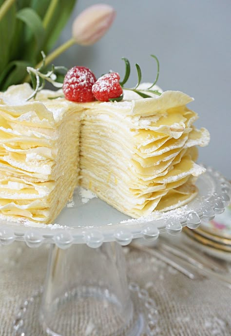 Lemon Crepe Cake, Lemon Crepe, Baking For Friends, Lemon Crepes, Crepe Cake Recipe, French Baking, Crepe Cake, Cake Baking, Lemon Recipes