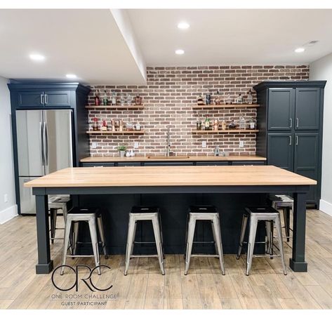 Basement Sports Bar, Basement Bar Area, Transitional Basement, Kitchen Built Ins, Basement Bar Plans, Custom Island, Basement Designs, Home Bar Rooms, Basement Bar Designs