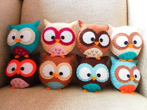 Felt Craft Ideas | Top 10 Cutest Felt Crafts-Inspiration - Paperblog Diy Sy, Felt Owls, Owl Collection, Felt Owl, Owl Pillow, Owl Crafts, Creation Couture, Crafts Projects, Cute Owl