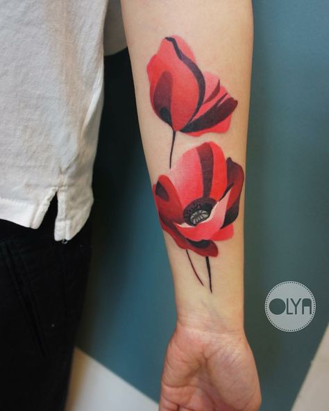 Tattoos Poppy, Tattoos Color, Watercolor Tattoo Ideas, Poppy Flower Tattoo, Poppy Tattoo, Colorful Tattoos, Poppies Tattoo, Red Ink Tattoos, Tatuaje A Color