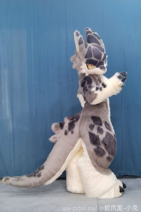 Dragon Fursuit, Wolf's Rain, Fursuit Ideas, Kemono Fursuit, Fursuit Tutorial, Fur Suit, Fur Suits, Fursuit Head, Fnaf Funny