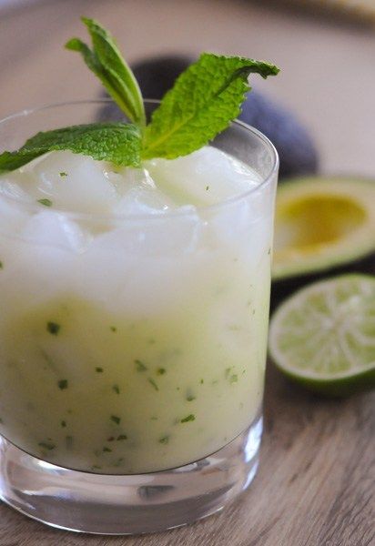 Cocktails With Fresh Mint, Cucumber Mint Cocktail, Cocktail With Mint, Pineapple Sage Cocktail, Cucumber Mint Tequila Cocktail, Avocado Cocktail, Santa Recipes, Avocado Drink, Mint Cocktails