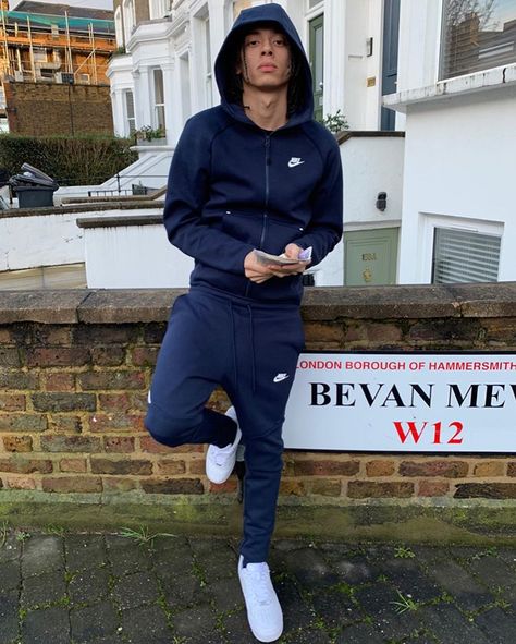 Nike Tech Fleece Outfit Men, Nike Tech Fleece Tracksuit, Tech Outfit, Uk Drip, Fleece Outfit, Fine People, Guy Fits, Central Cee, Drip Outfit Men