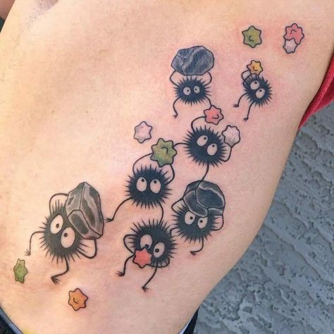 Soot Sprite Tattoo, Sprite Tattoo, Tatuaje Studio Ghibli, Candy Tattoo, Studio Ghibli Tattoo, Spirit Tattoo, Soot Sprite, Ghibli Tattoo, Coffee Tattoos