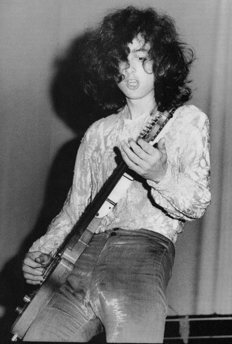 A teenage Jimmy Page. Look Disco, John Paul Jones, Greatest Rock Bands, John Bonham, Led Zep, Jimmy Page, Robert Plant, Poses References, Music People